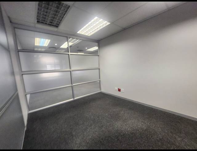 408M² OFFICE TO LET IN WOODMEAD
